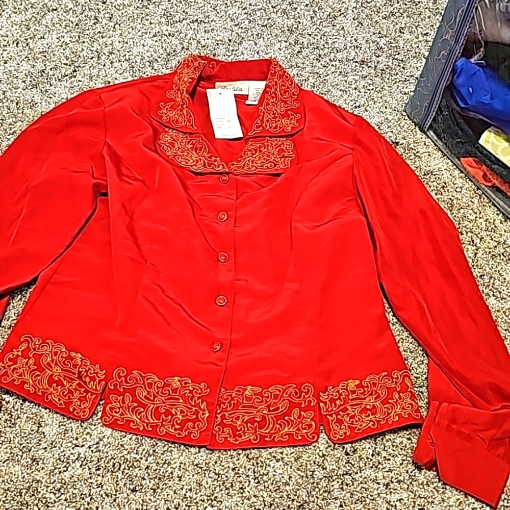 Woman long sleeve short red nwt small 4 6 by perlita